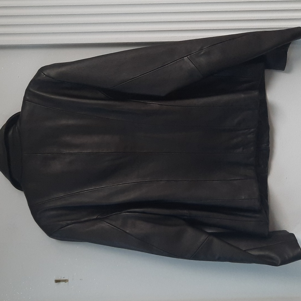 Ellen Tracy Genuine Leather Jacket - Picture 2 of 9